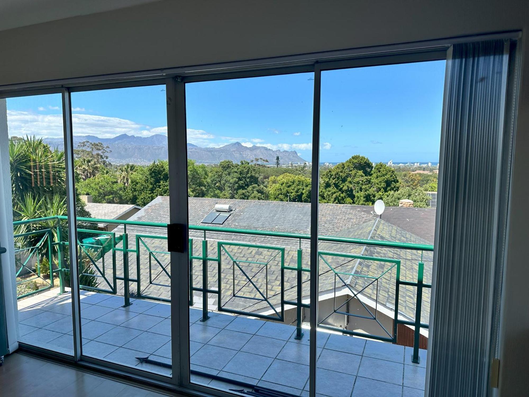Lily's Somerset West